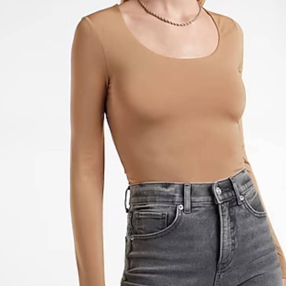 EXPRESS Body Contour Compression Silky Scoop Neck Thong Bodysuit